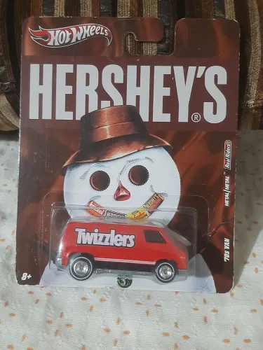 Carrinho hot wheels linha Premiun Real Riders, LEIA DESCRIÇÃO.