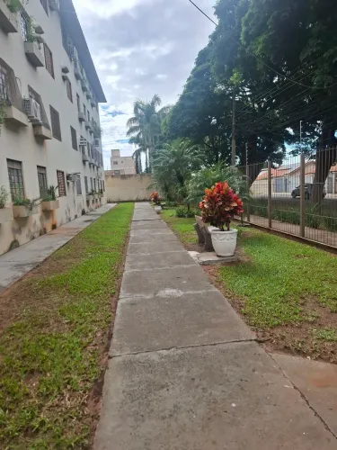 Alugo apartamento de 3 quartos