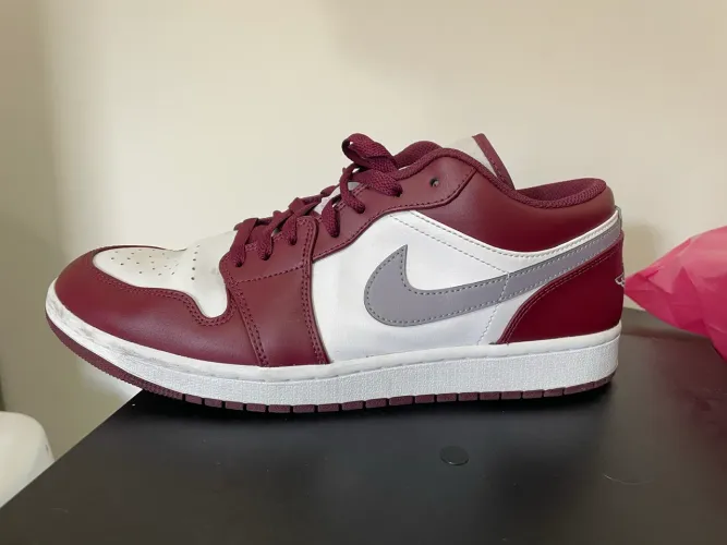 Nike air Jordan CherryWood