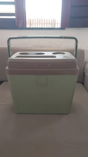 COOLER PARA ARMAZENAR BEBIDAS