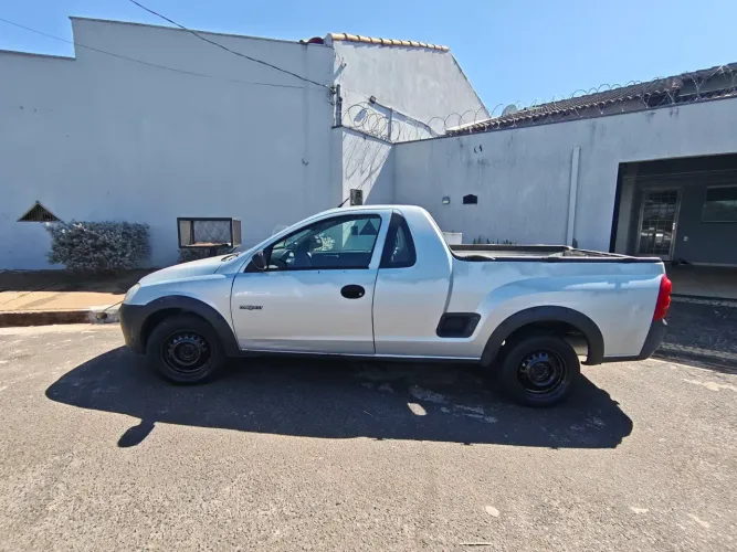 Chevrolet Montana 1.4 8V Conquest Econoflex 2P 2010