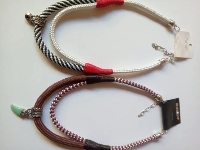 Colares variados