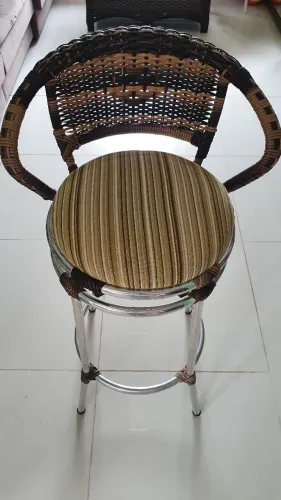 Banquetas em aluminio