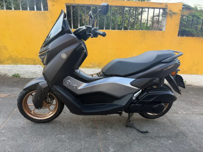 Yamaha Nmax 2025
