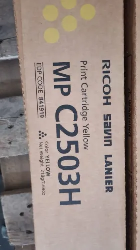 Toner Ricoh MP C2503H amarelo 
