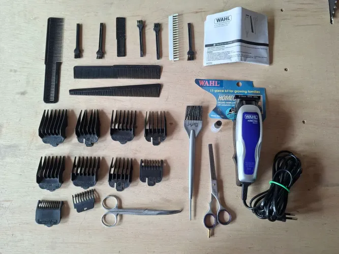 Kit Máquina de Cortar Cabelo