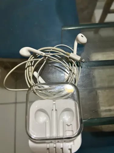 Fone de ouvido original