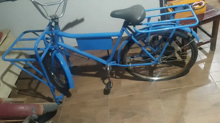Vendo essa bicicleta relíquia cargo