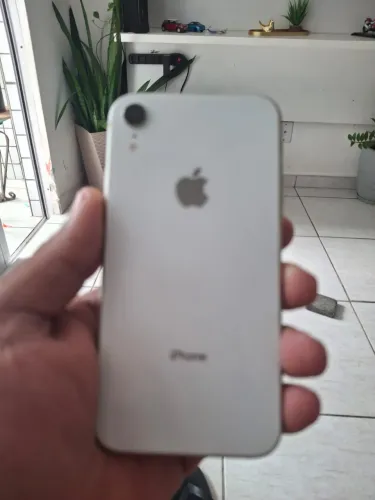 iPhone XR