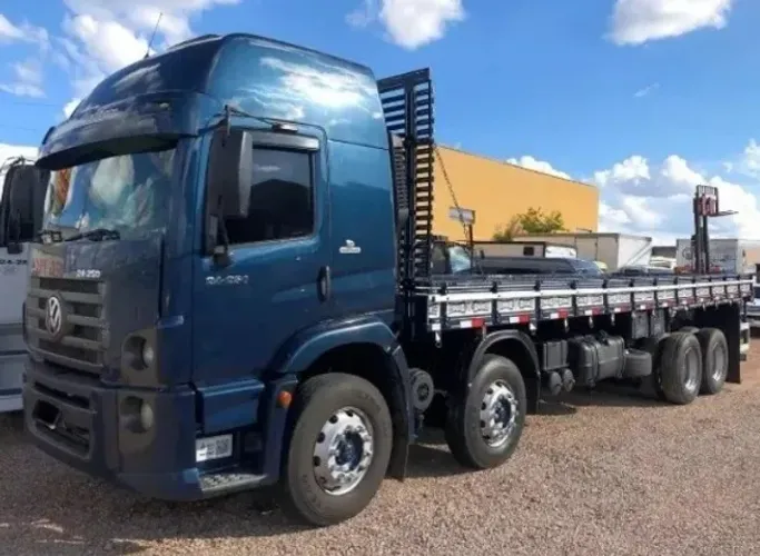 vw 24250 carroceria bitruck
