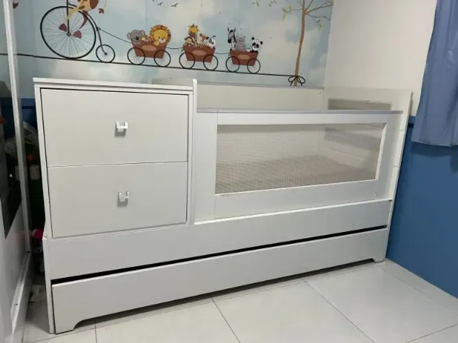 Berço Americano com cama auxiliar, acompanha crescimento