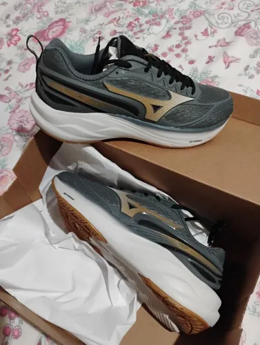 Tênis mizuno tamanho 41