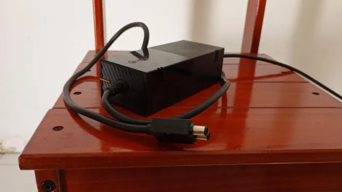 Fonte Adaptador AC Bivolt para Xbox One Fat