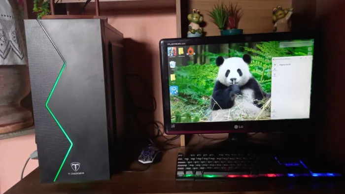 Vendo PC gamer basico