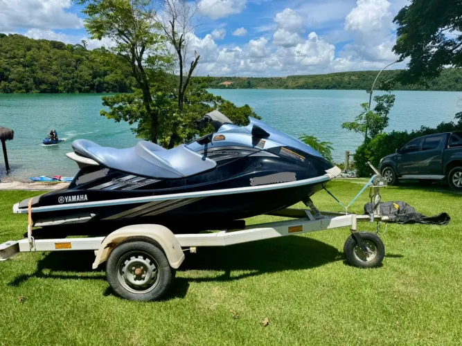 Jet Ski Yamaha 110HP + Reboque + Capa | Apenas 130h | Água Doce
