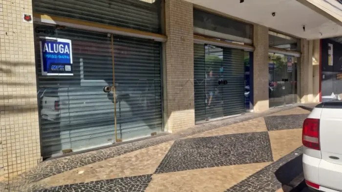 Loja Comercial no Centro de Bauru SP para locação bem em frente ao Banco Santander