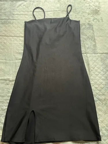 Vestido preto tubinho 