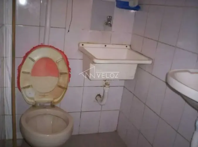 Kitnet/Conjugado : / Residencial / Botafogo