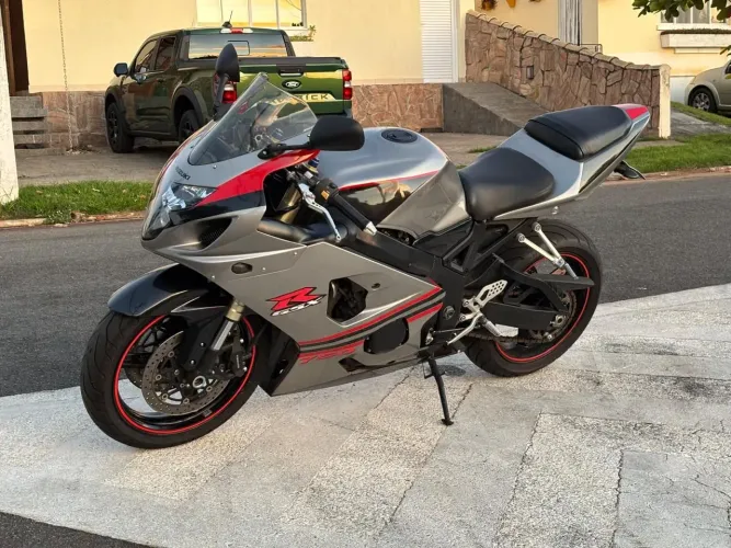 Srad 750 2005