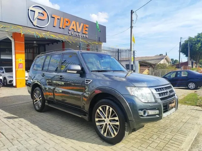 Mitsubishi Pajero HPE Full 3.2 4X4 T.i.dies. 5P AUT 2020