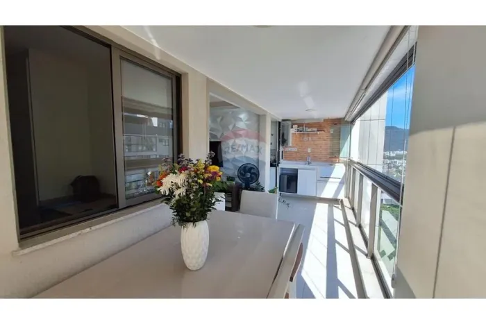 Apartamento moderno, andar alto e pronto para morar no Condomínio Choice! Ao lado do Shopp