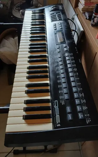 Teclado Alesis QS6.1 - Sintetizador