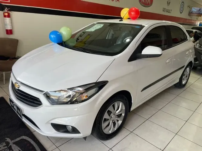 Chevrolet Onix Hatch LT 1.4 8V Flex Mec. 4P 2018