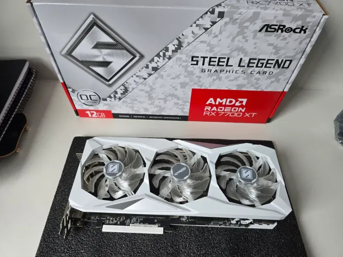 Placa Gráfica Asrock RX 7700XT Steel Legend