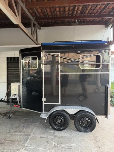 Trailer cavalo completo