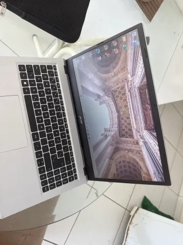 Vendo computador semi novo