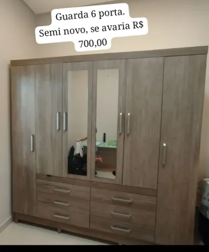 Guarda roupa grande 