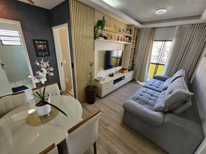 Apartamento para Venda em Mauá, Parque São Vicente, 2 dormitórios, 1 banheiro, 1 vaga
