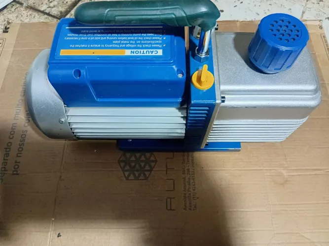 Bomba de Vácuo EOS 12Cfm