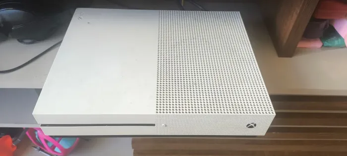 Xbox one S 1 TB 