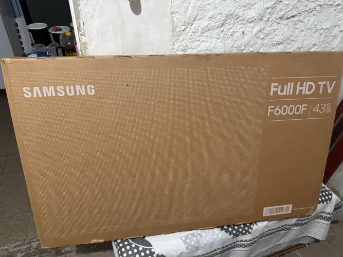 Smart Tv 43 Samsung lacrada OPORTUNIDADE 