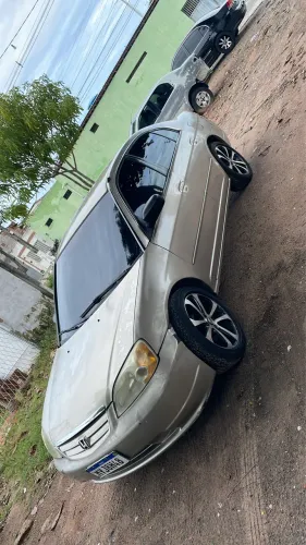 Honda Civic Sedan LX 1.7 16V 115cv Mec. 4P 2002