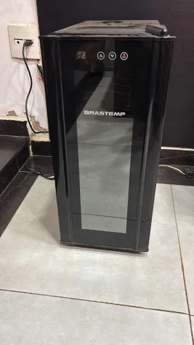 Adega Brastemp 12 garrafas