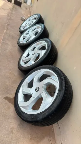 Vendo ou troco por rodas 15 Fiat