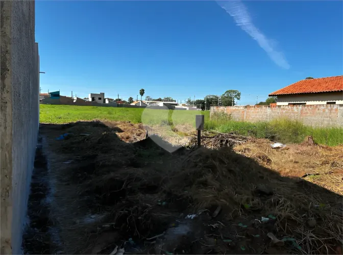Terreno à venda em Chapadinha - SP