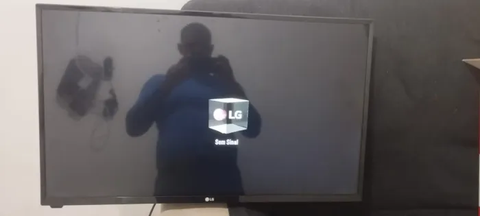 LG 32 + controle remoto<br>Funcionando normalmente, não é smart<br>R$350
