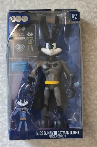 Pernalonga traje Batman - 100 anos da Warner Bros