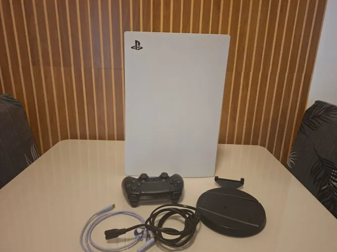 PS5 Digital 825GB Impecável + Controle DualSense Black Novo - SP