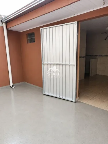 Casa para alugar no bairro Veneza - Fazenda Rio Grande/PR
