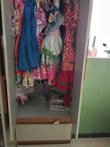 Guarda roupa infantil
