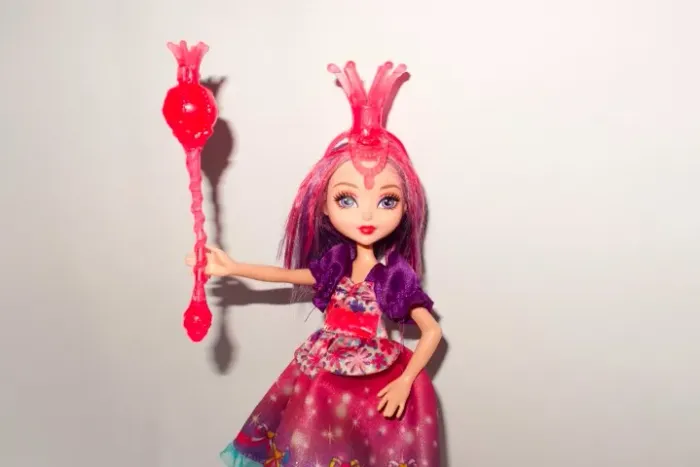 RESERVADA Malucia (Fada) - Boneca Barbie " A Porta Secreta "