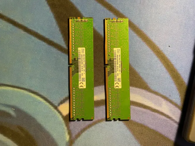 Memórias RAM 8GB Hynix DDR4 3200MHz