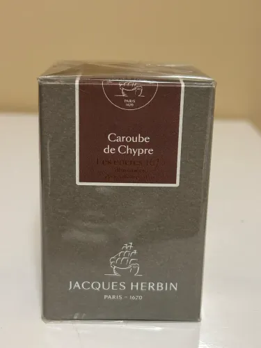 Tinta Jacques Herbin Caroube de Chypre 1670 - Marrom Luxuoso com Shimmer Dourado | Lacrada