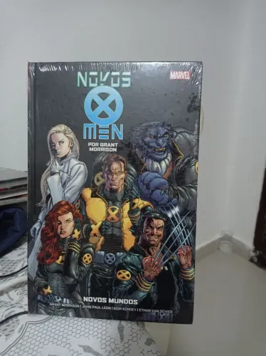 X men Novos Vol 3 Capa dura Lacrado