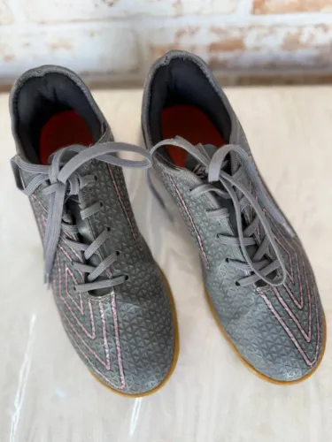 Chuteira Futsal Umbro Chrome