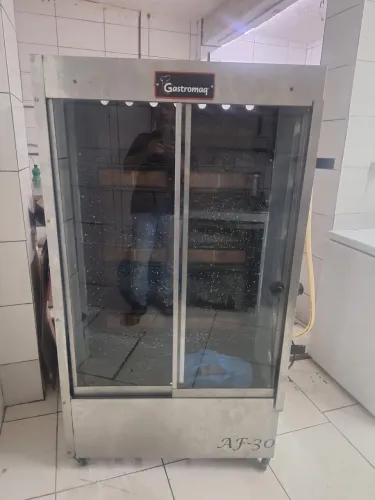 Frangueira a gás pra 30 frangos Gastromaq